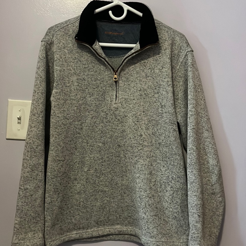Men’s Medium gray sweater